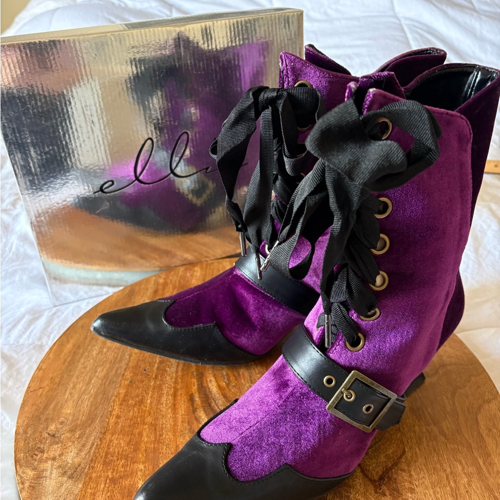 Ellie Women's Purple and Black Lace-Up Boots